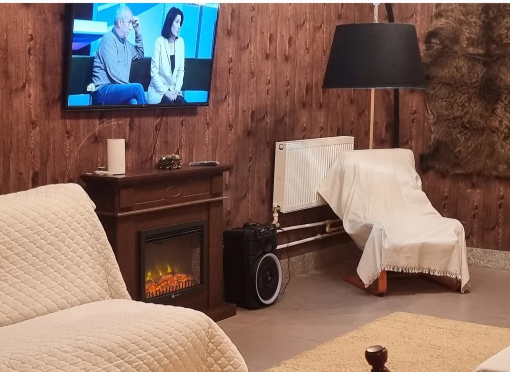 Дом у метро