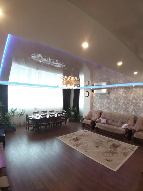 Самая большая квартира в городе