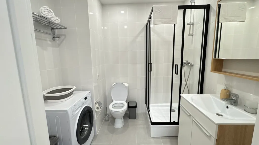 Новая студия рядом с ТРЦ