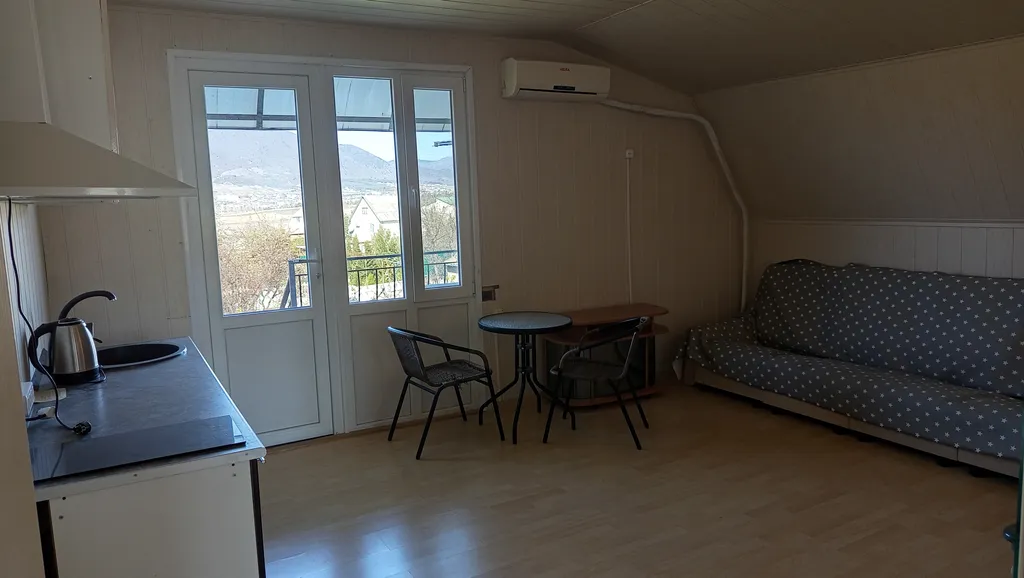 Дом на 7 чел с бассейном