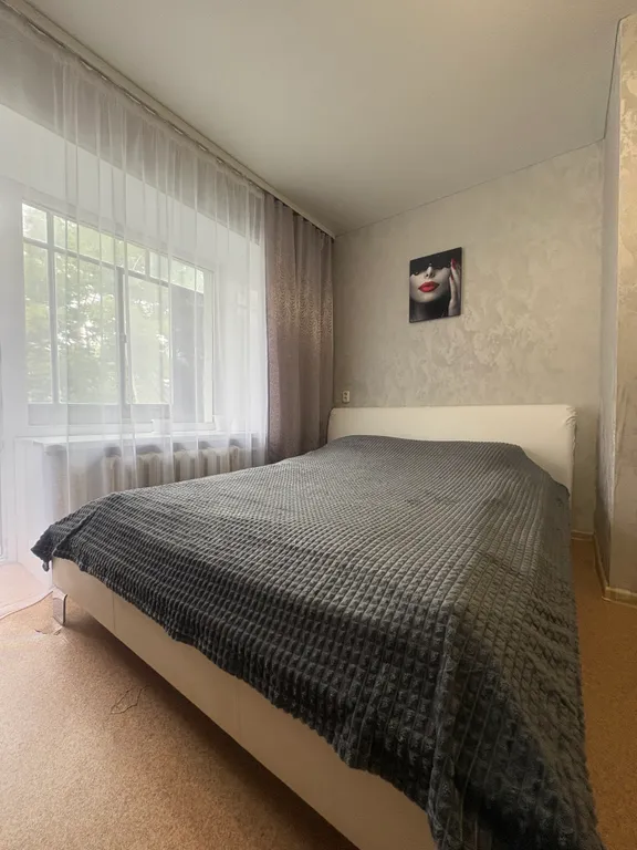 Квартира с балконом — аренда посуточно в Стерлитамак