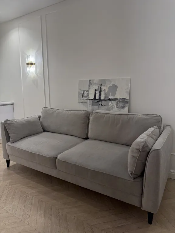 Современный апартамент в тихом районе