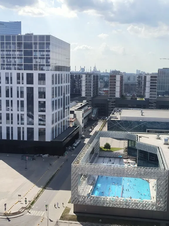 Студия в 5 минутах от метро пешком и в 5 километрах от центра