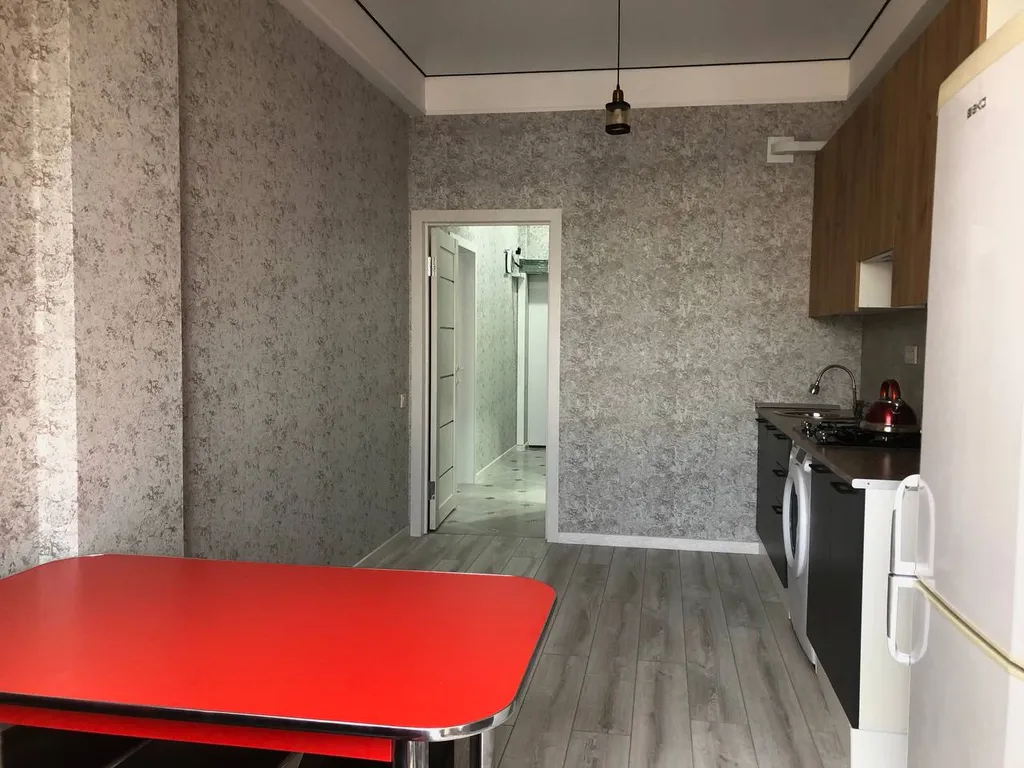 Квартира в центре города с видом на горы и город