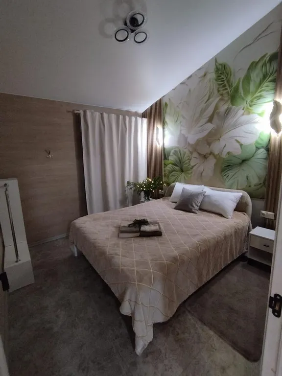 Новый загородный дом с горячей купелью и сауной