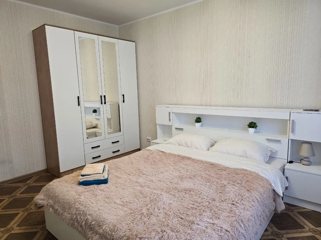 Уютная 1-к квартира рядом с метро — аренда посуточно в Мурино