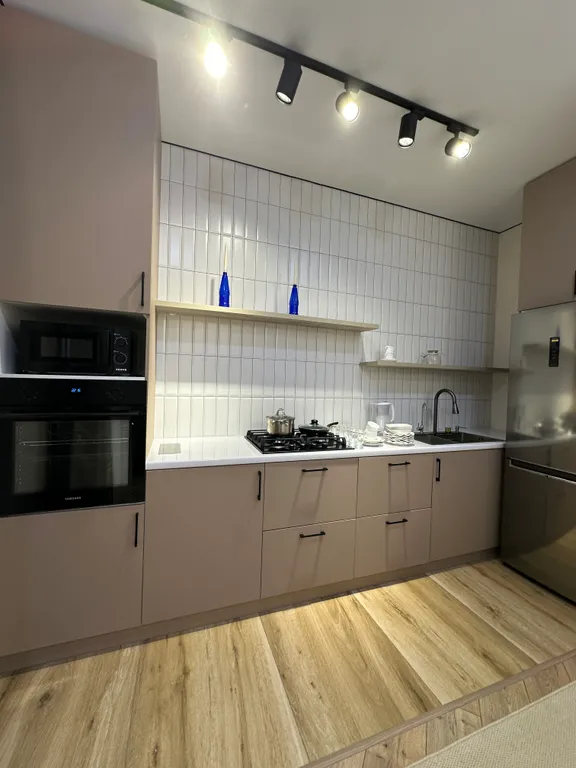 Двухкомнатные апартаменты бизнес-класса в Атырау 163