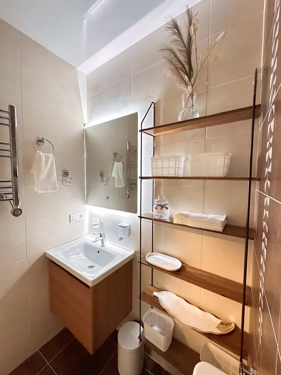 3-комнатный апартамент, бассейн + парковка, жк white sails