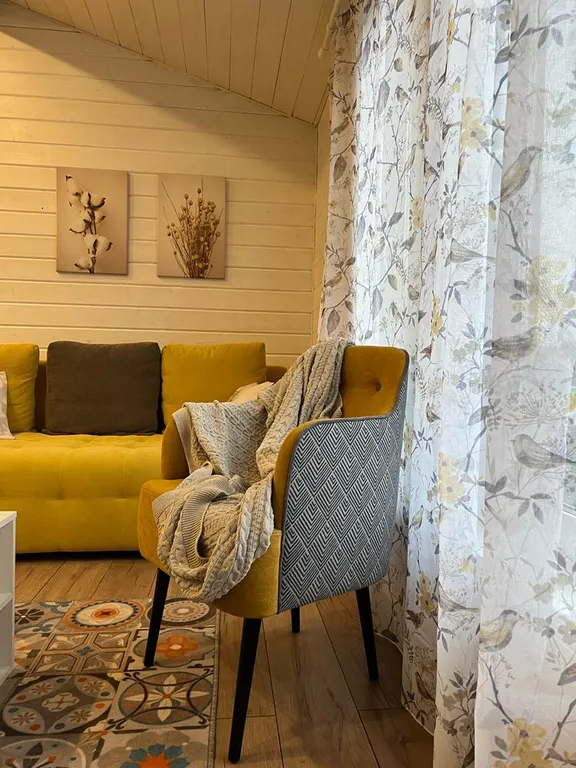 Коттедж Дом с сауной на границе с лесом и озером — Семеновское