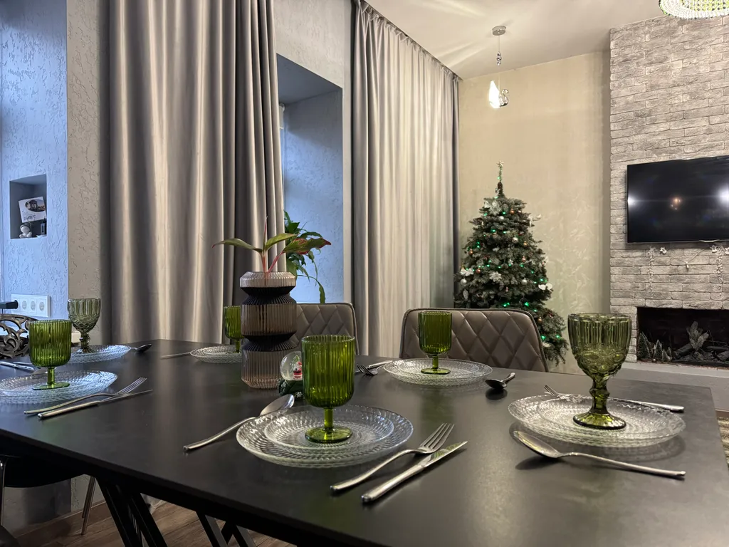 Эксклюзив - дом-сад у главной елки Ярославля, катка Советской площади