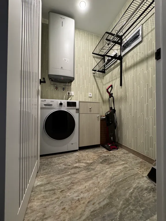 Новая квартира в премиальном жилом комплексе с бассейном