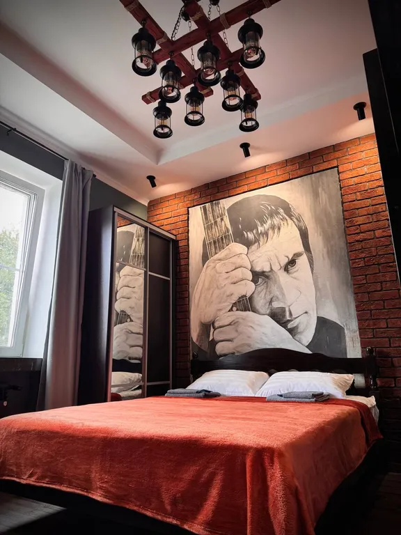 Квартира Комната Высоцкий в гостевом доме Штурман — аренда посуточно в Внуково