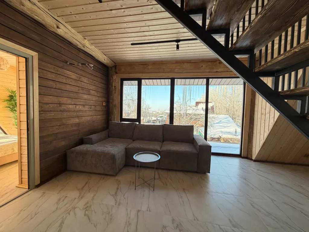 6-комнатный Дом