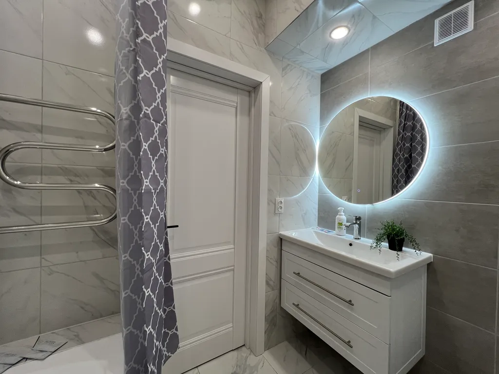 Теплая 2-я квартира на остановке Боевая без оплаты за финальную уборку