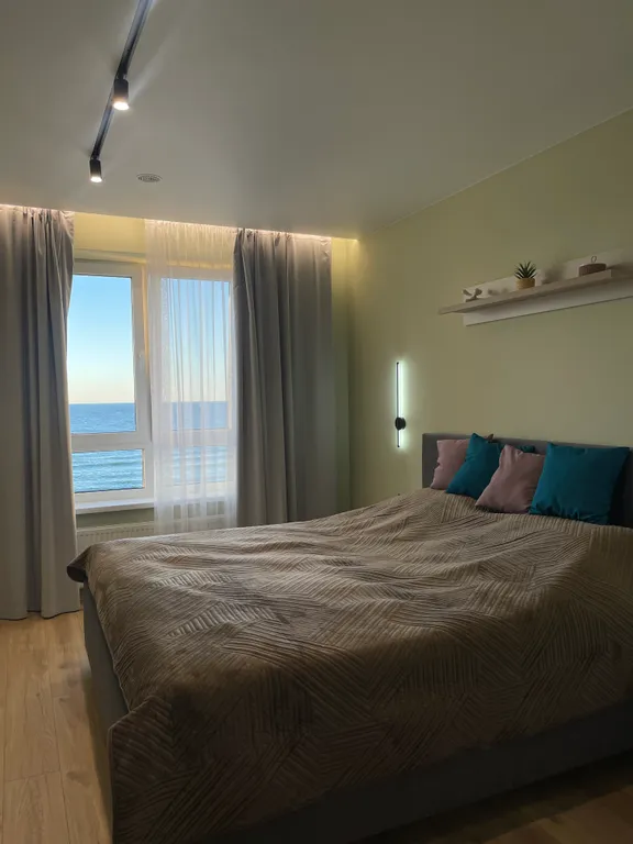 2-х комнатный апартамент с прямым видом на море