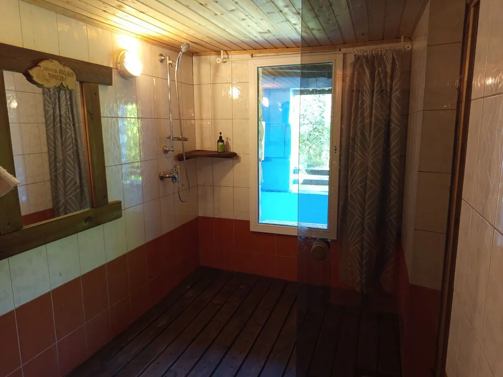 Эко дом у озера + баня удобно размещается 14 человек