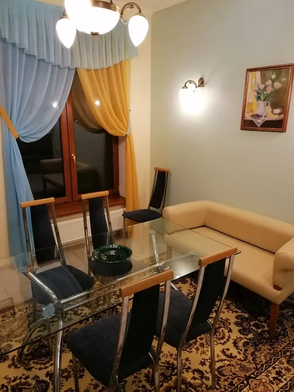 Загородный дом со своим садом