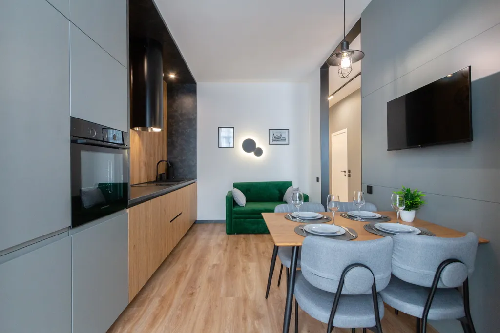 Стильная квартира на первой береговой линии