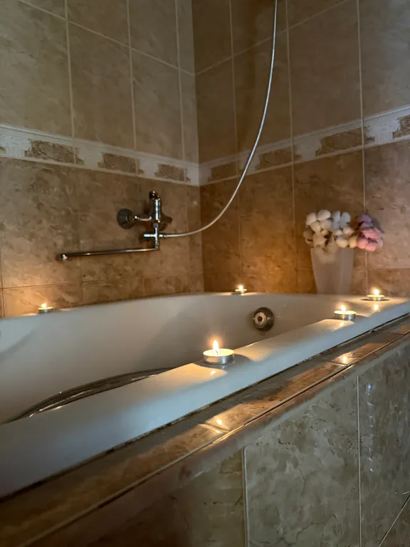 Шикарная квартира с водой в Новострое Панфилова Больница Вишневского