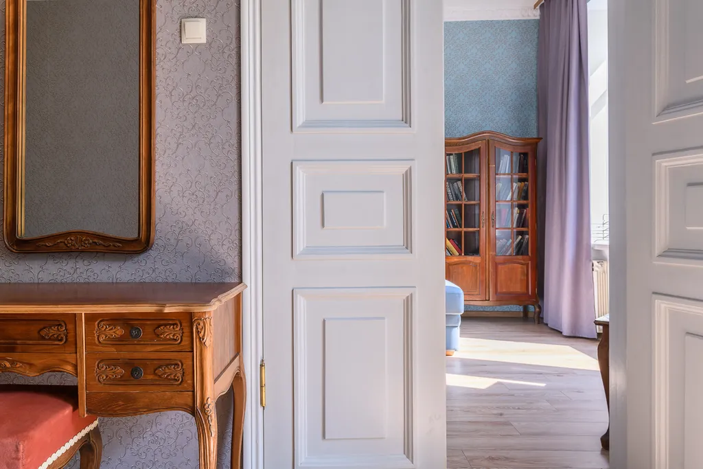 Роскошная квартира с балконом и парковкой рядом с Петропавловкой