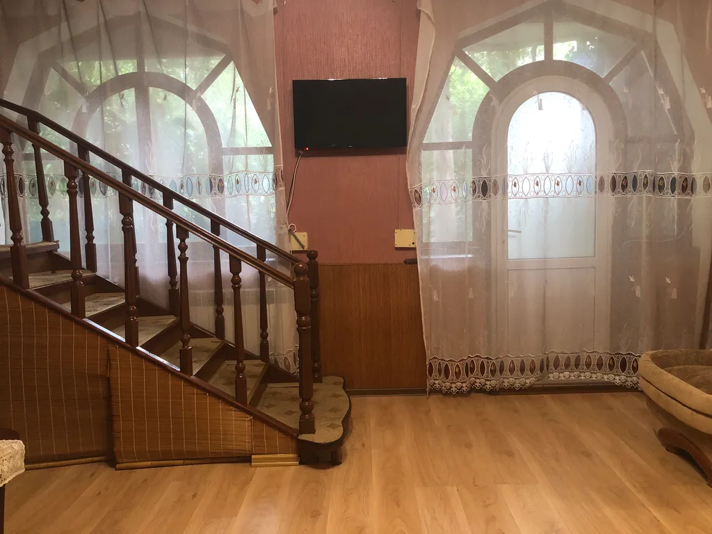 Квартира на набережной