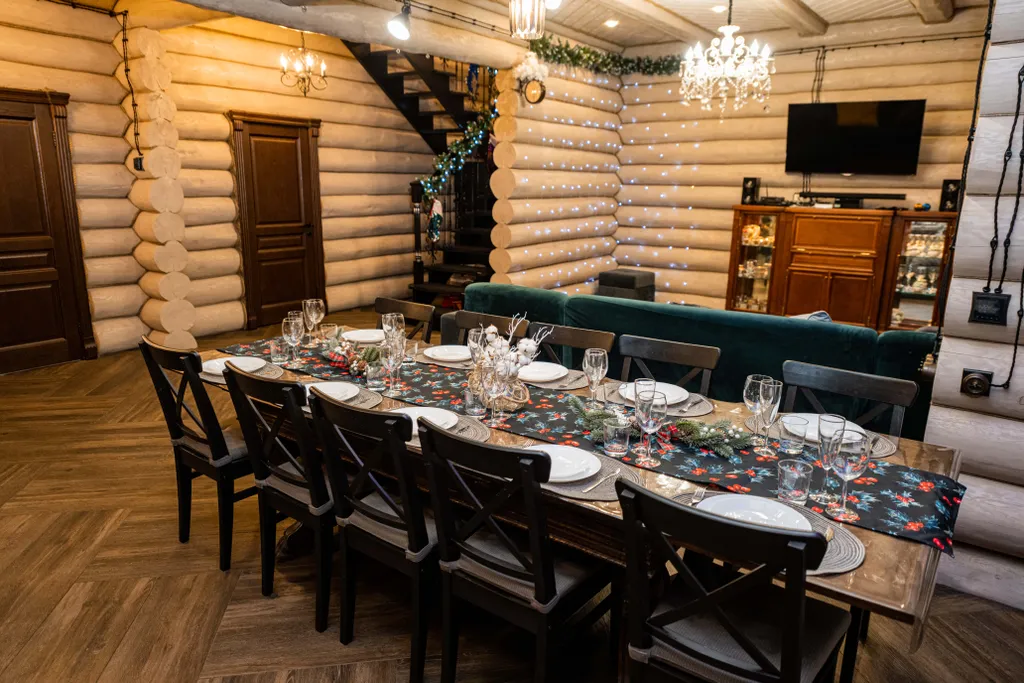 Загородный дом в окружении леса Grovehause