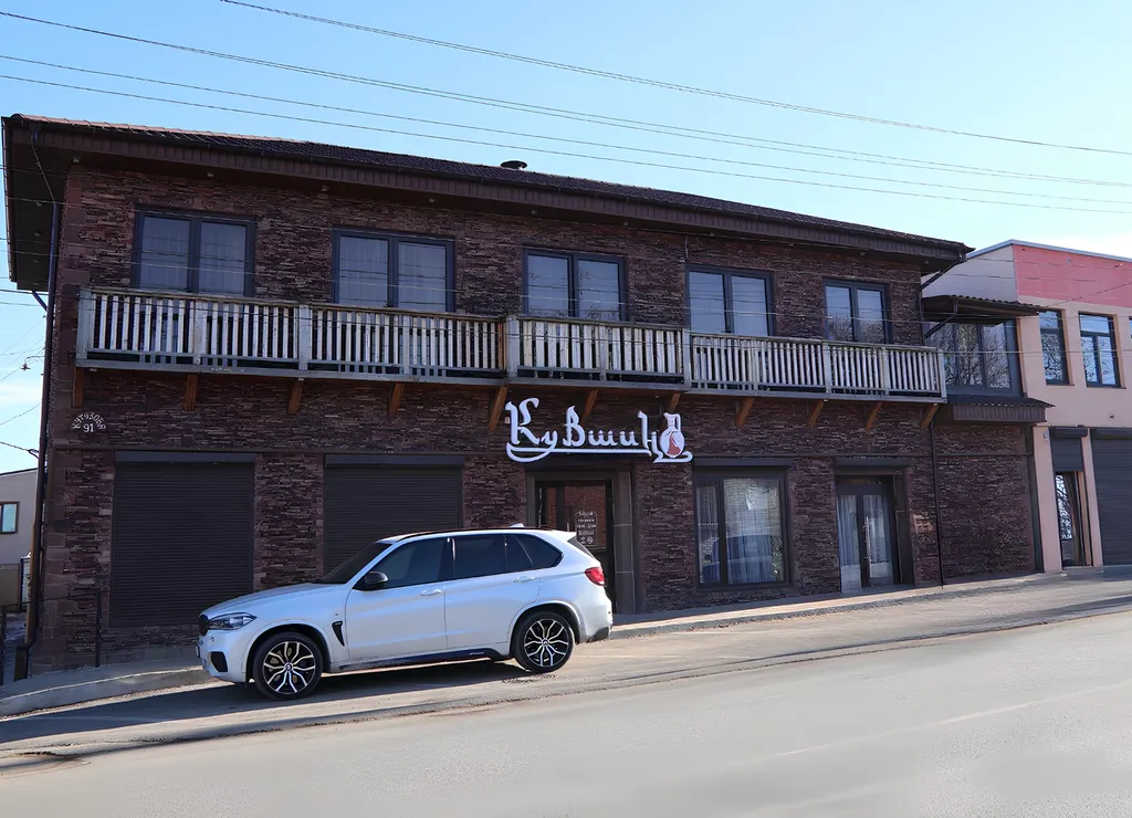 Уютный дом с мангалом