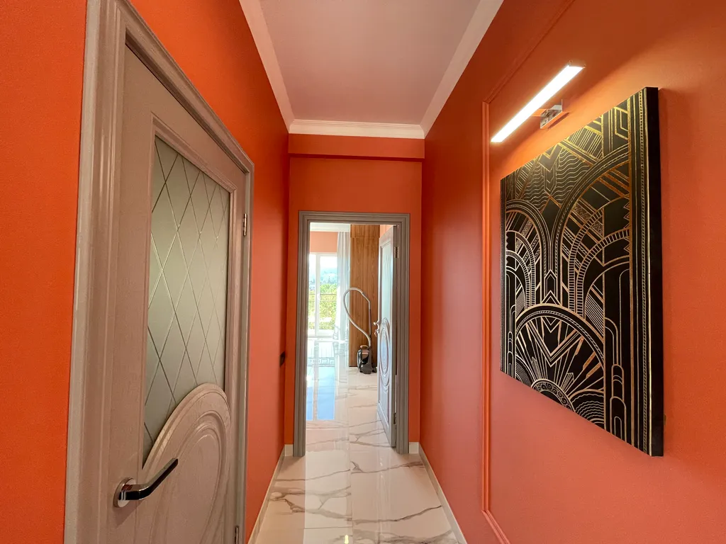 3-комнатная квартира рядом с морем, панорамные окна с видом на море