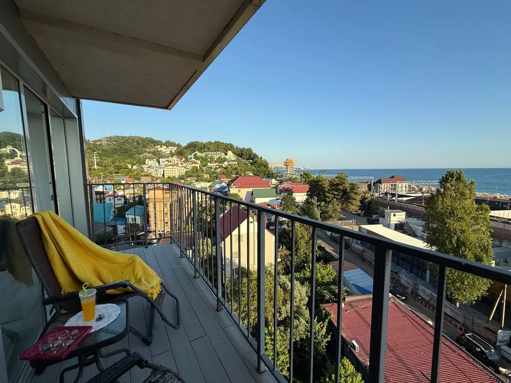 Двухкомнатная квартира в 2 минутах самого лучшего пляжа в Дагомысе