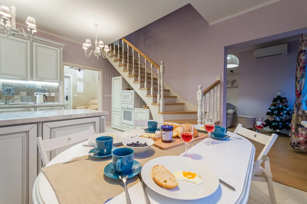 Квартира Апартаменты двухэтажные в стиле provance — Москва