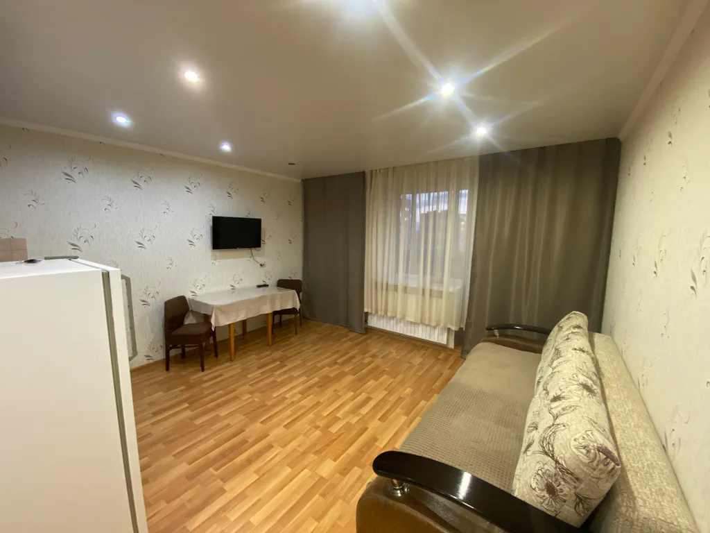 Уютная квартира в центре города — аренда посуточно в Миасс