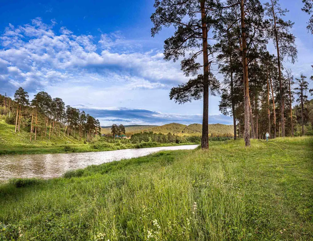 Дом Романтика у реки