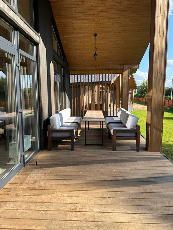 Коттедж Большой коттедж на берегу Истринского водохранилища — Логиново