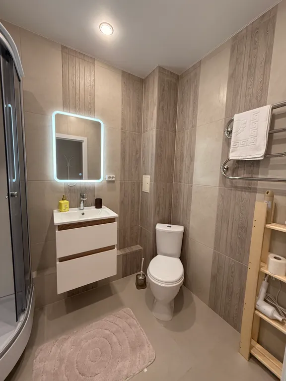 Новая квартира в новом ЖК в центре города с живописными видами из окна