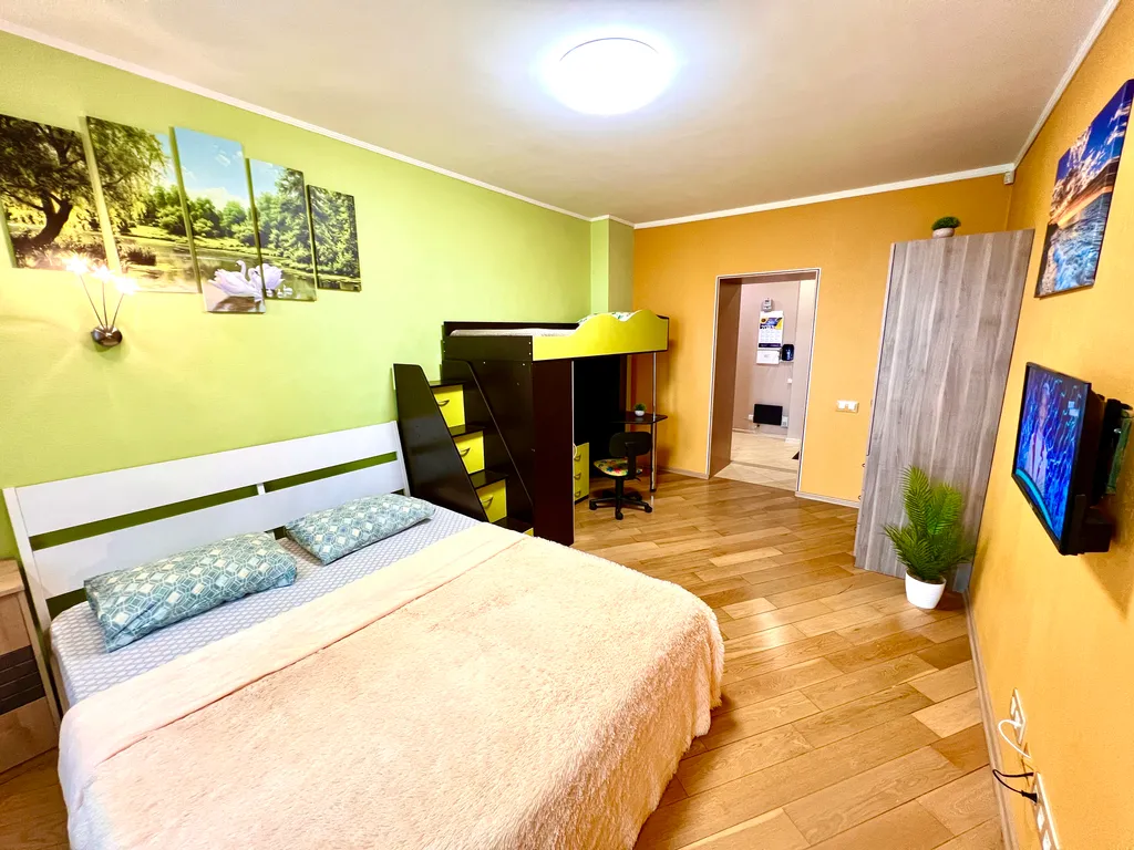 Уютная просторная двушка с видом на реку Волгу