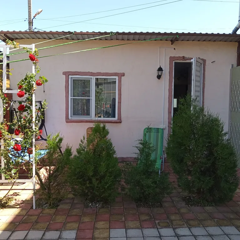 Коттедж 2-комнатный Дом — аренда посуточно в Витязево