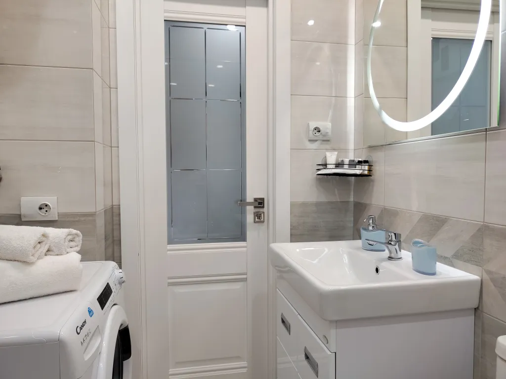 Студия с обзорным видом на весь город