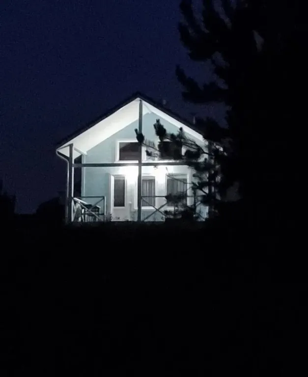 Уютный дом на берегу реки Кимрка