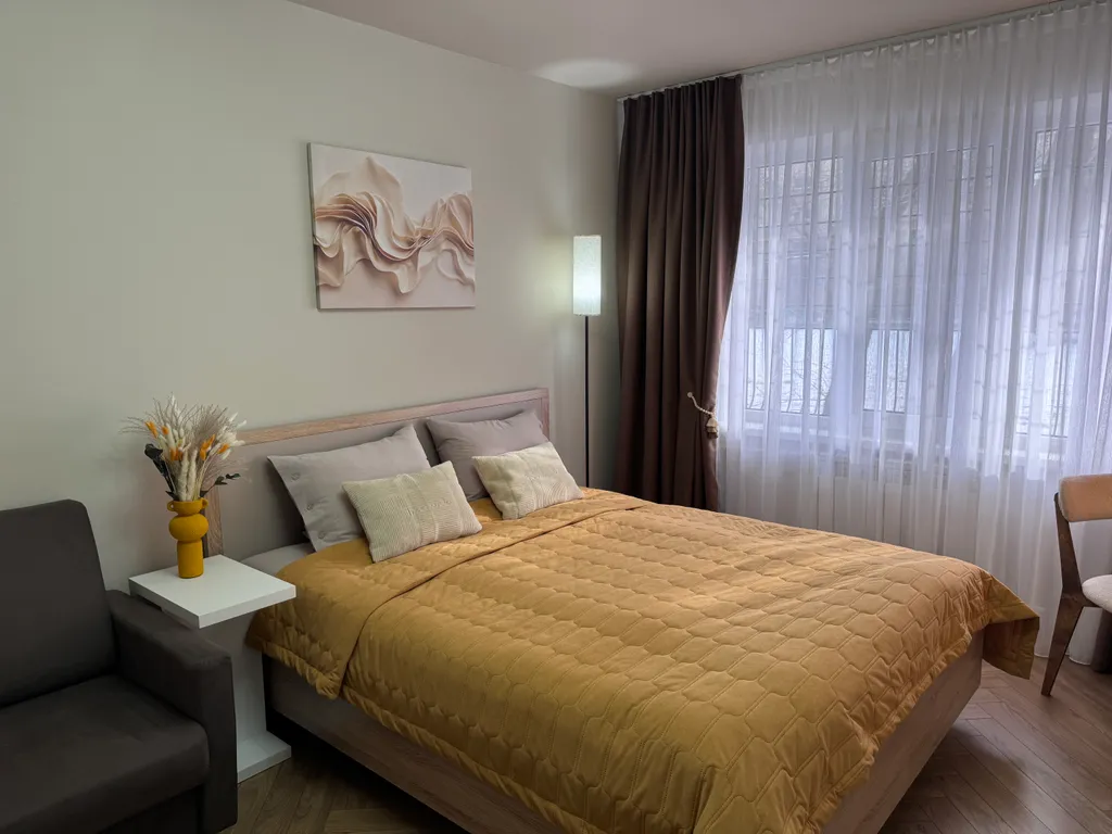 Современная квартира для отдыха и работы в спокойном районе