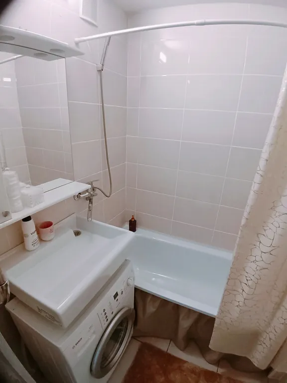 Двухкомнатная квартира рядом с М4