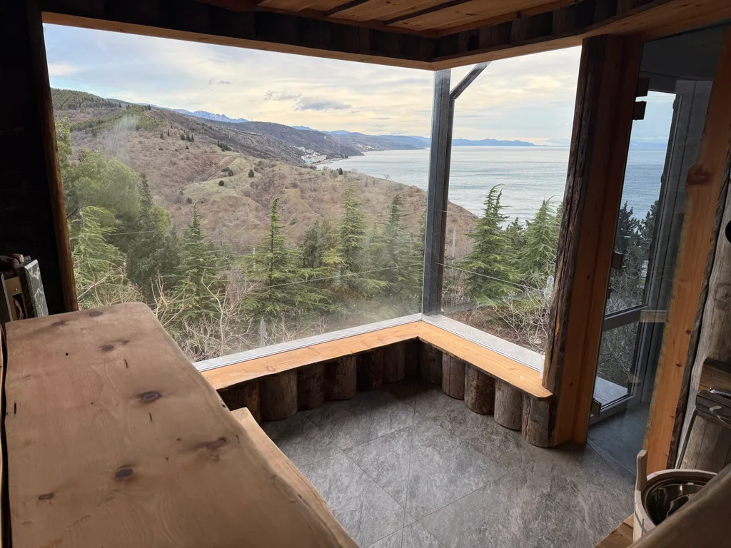 Вилла с панорамной баней и бассейном