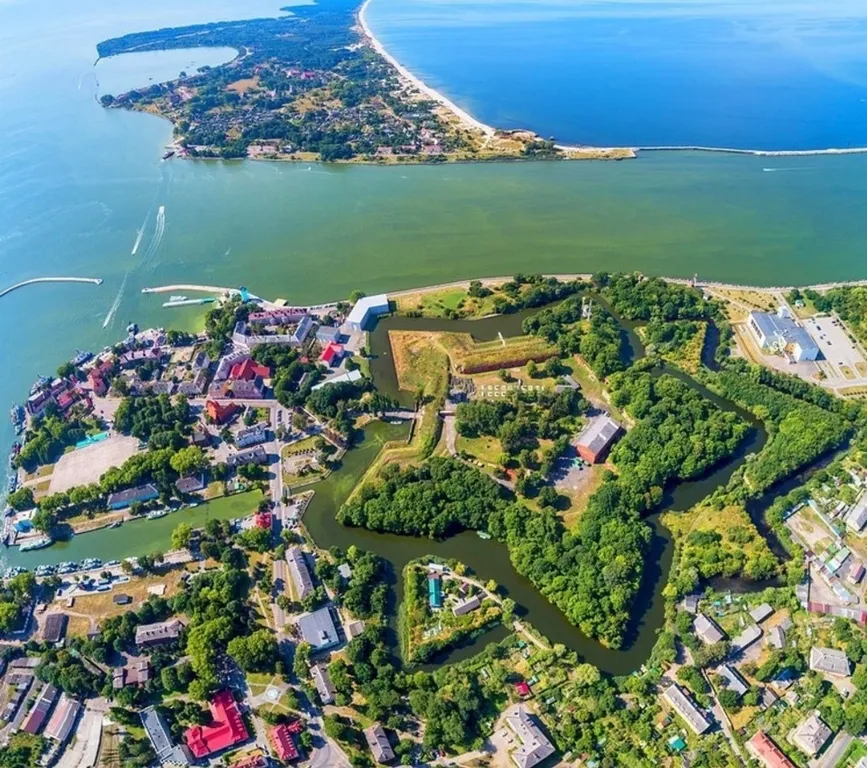 Студия с видом на море