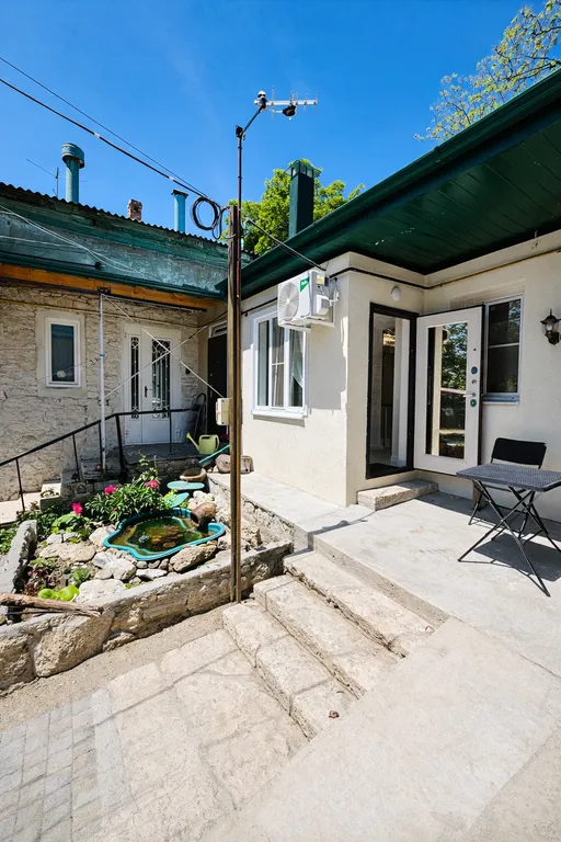 Стильная студия в центре курортной зоны