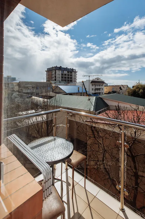 Двухместный номер стандарт c балконом