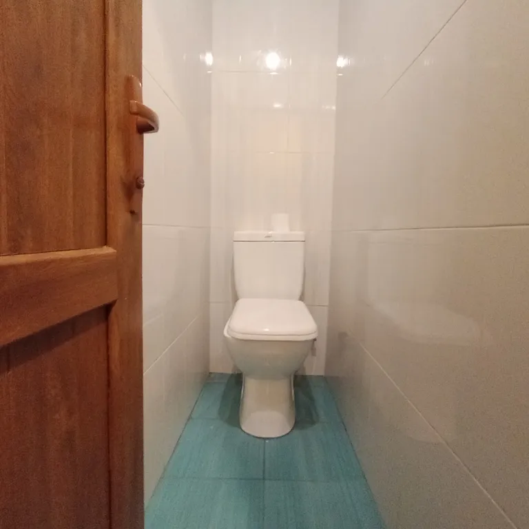 Уютный номер с общим санузлом