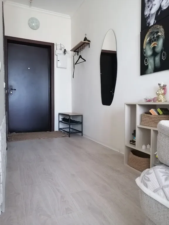 Честная квартира с балконом Четыре угла возле ТЦ Аура