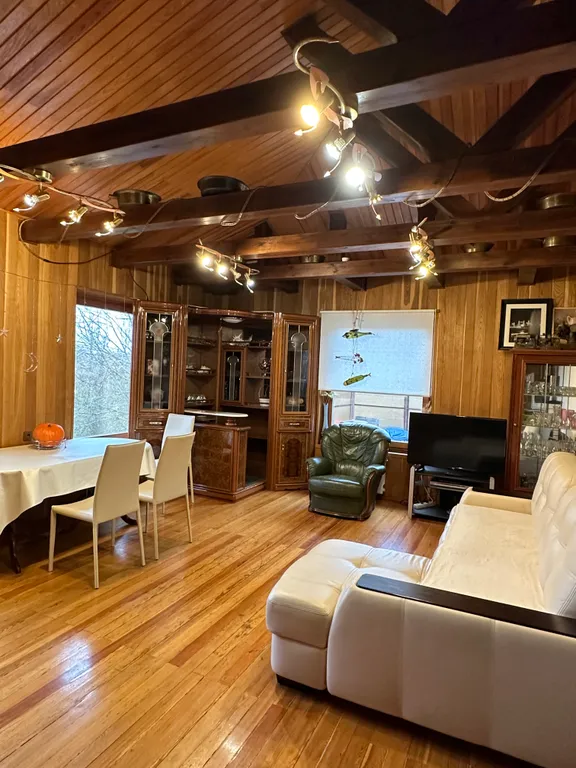 Коттедж Уютный домик в Стрельне с бассейном, русской баней и банным чаном — Санкт-Петербург