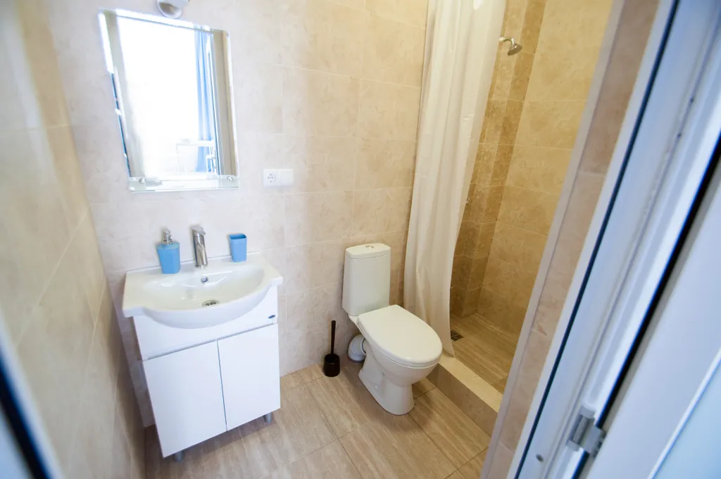 Номер студия на первом этаже