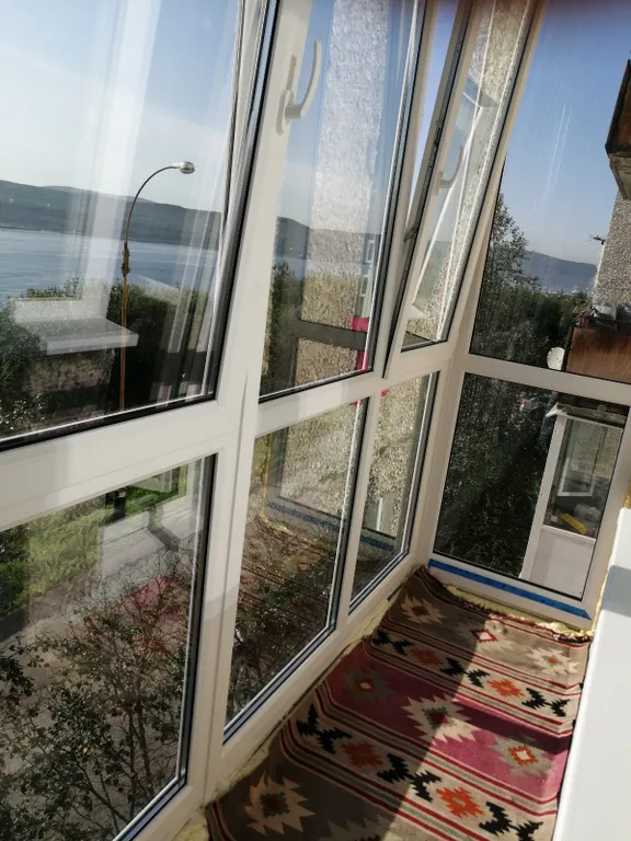 Квартира с видом на залив Баренцева моря и горы