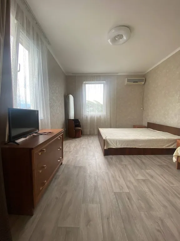 Квартира Апартаменты с видом на море и горы — аренда посуточно в Алушта